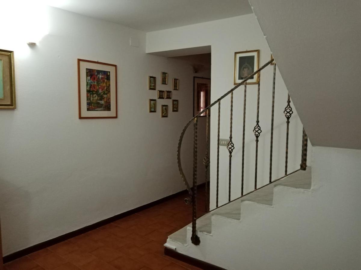 Vila La Casa Di Gaia Càbras Exteriér fotografie