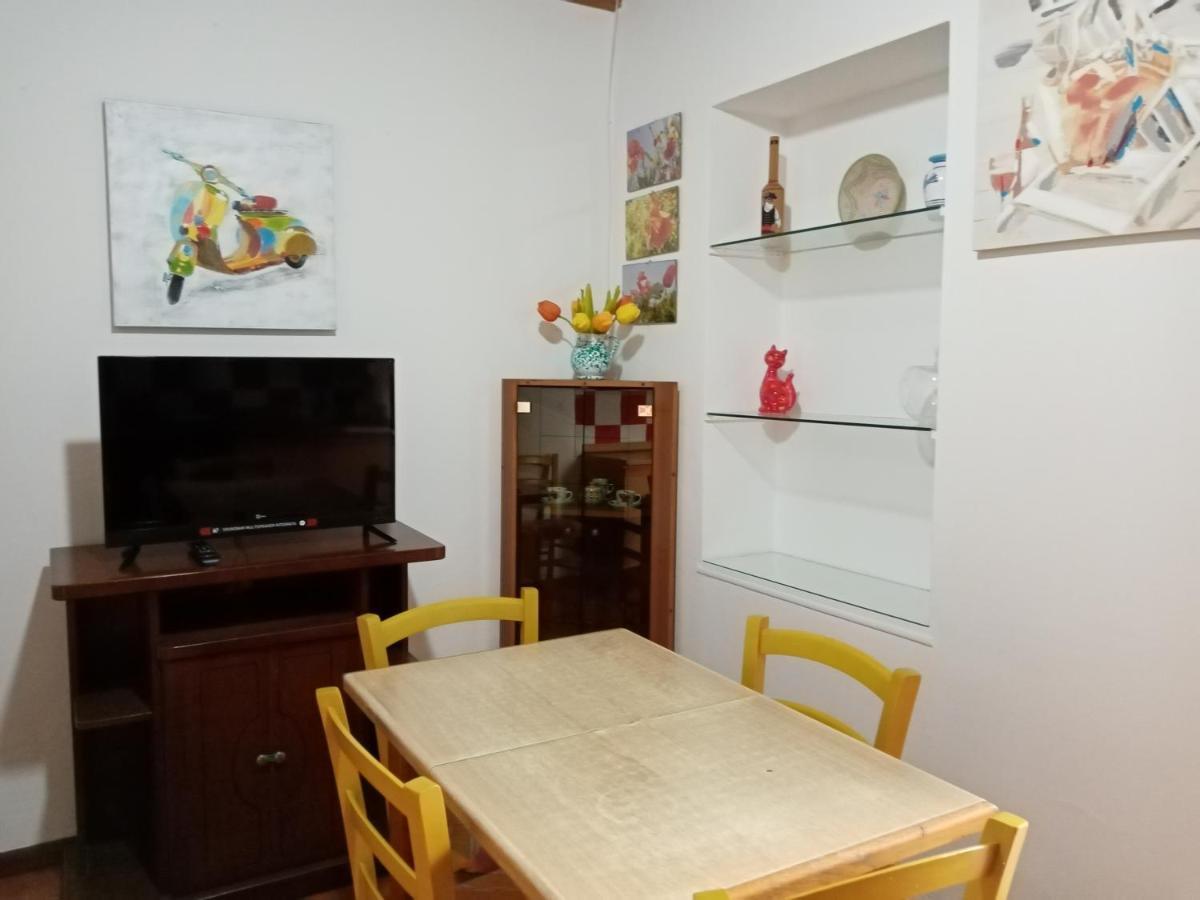 Vila La Casa Di Gaia Càbras Exteriér fotografie